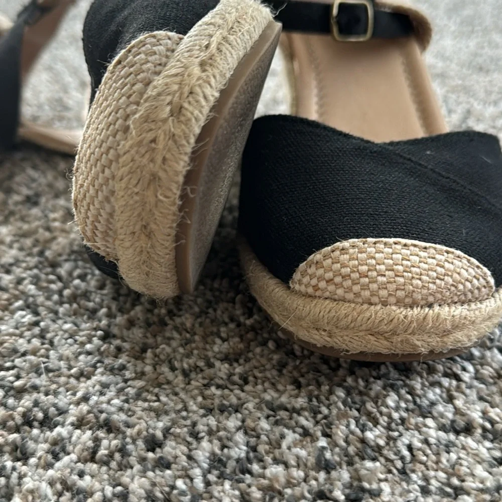 Journee Size 7.5